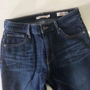 NWOT Levi’s 721 High Rise Skinny Jeans Dark awash